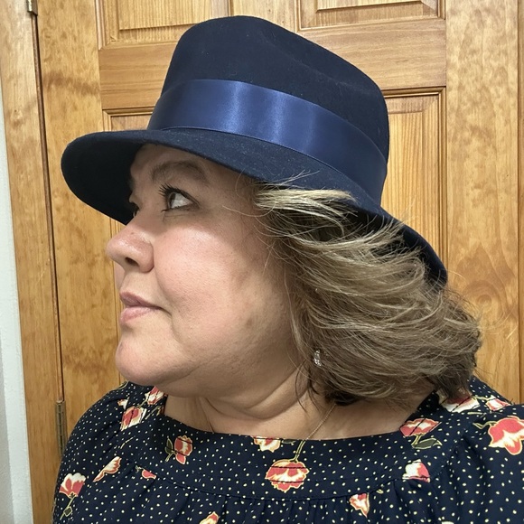 Elegant Navy Blue Women's Fedora - Picture 4 of 9